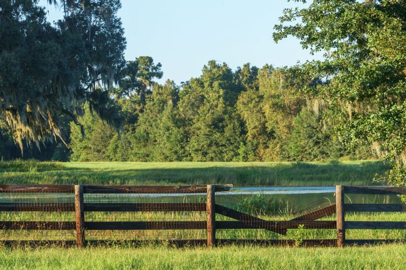Wood Fence Repair Costs — Cost of Wood Fence Repair